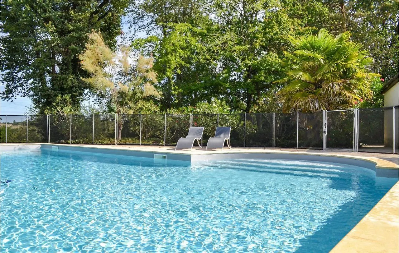 Holiday home 3 Bedroom Cozy Home In Durfort Lacapelette