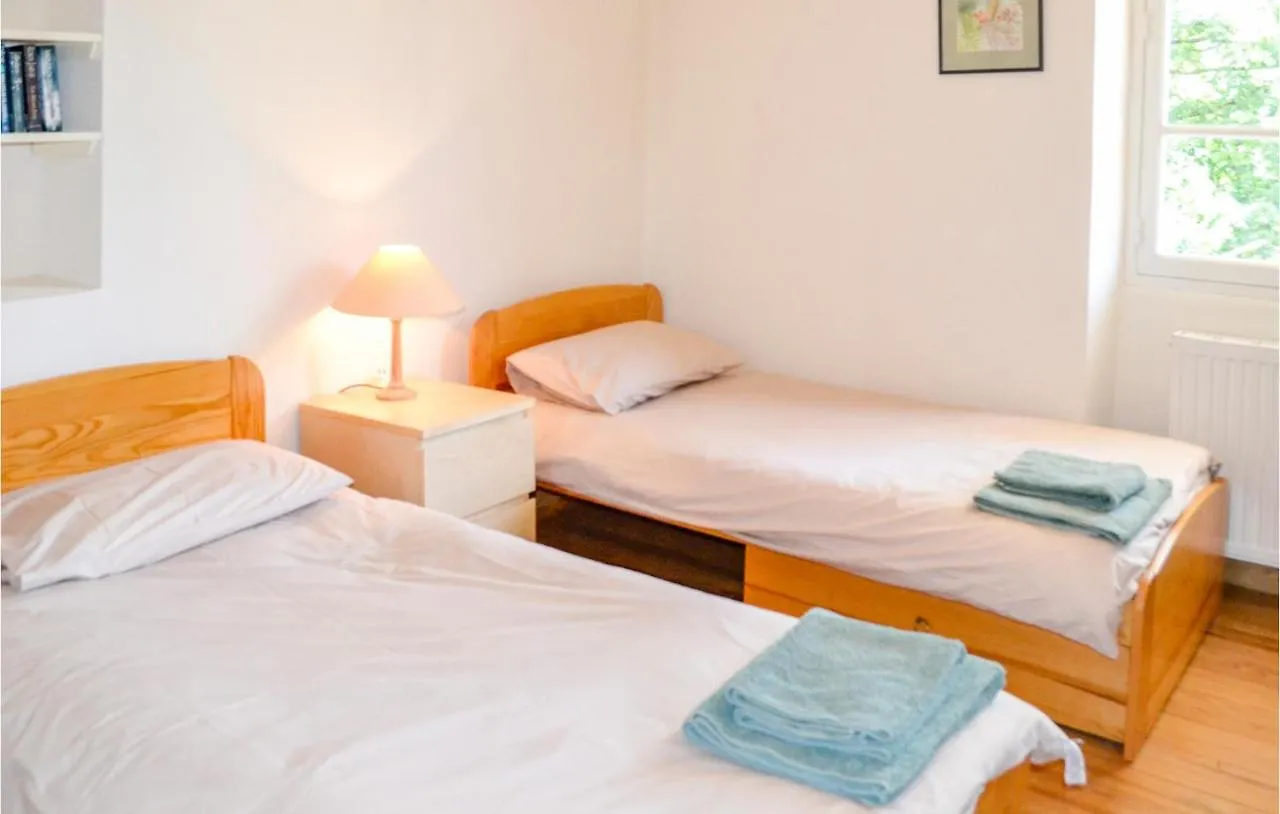 Holiday home 3 Bedroom Cozy Home In Durfort Lacapelette